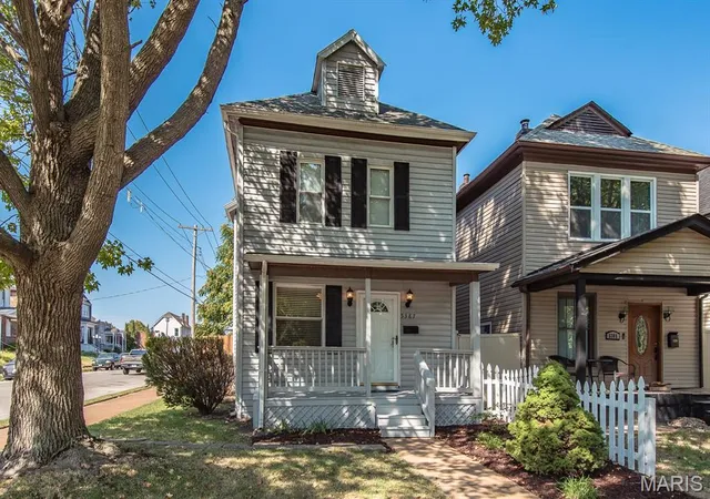 Photo 1 of Single family home for sale at 5387 Reber Pl, Saint Louis, MO 63139 | MLS# MIS26056365 | Listing updated on 2026-09-14