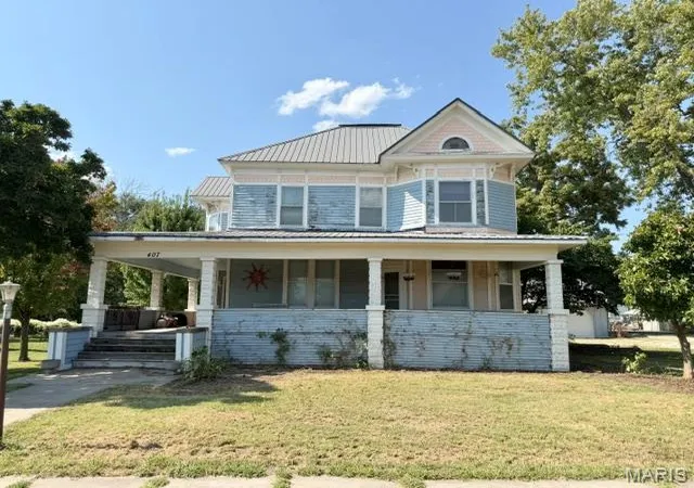 Single family home for sale at 407 W 2nd Street, Montgomery City, MO 63361 | MLS# MIS26056370