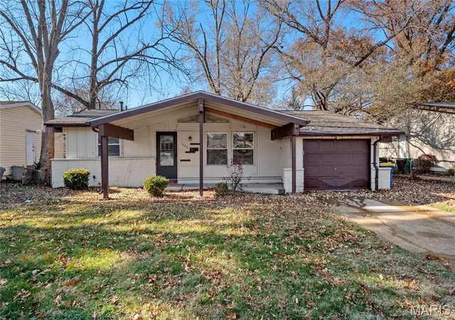 Photo 1 of Single family home for sale at 11039 Landseer Dr, Saint Louis, MO 63136 | MLS# MIS26056377 | Listing updated on 2026-09-02