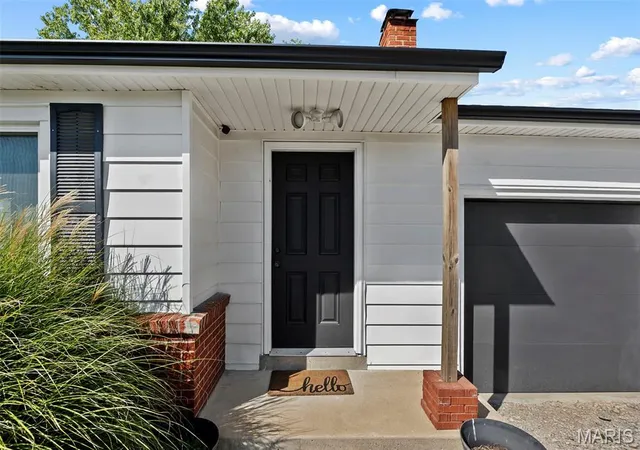 Photo 2 of Single family home for sale at 3836 State Hwy 72, Jackson, MO 63755 | MLS# MIS26056388 | Listing updated on 2026-09-02
