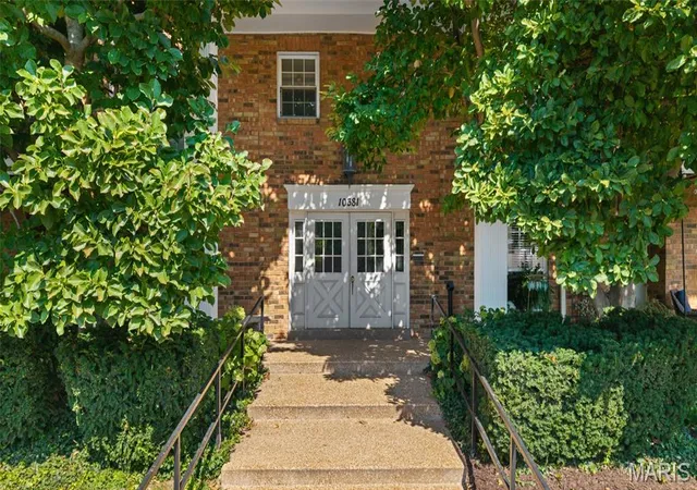Photo 1 of Condo for sale at 10381 Oxford Hl Dr #1, Saint Louis, MO 63146 | MLS# MIS26056400 | Listing updated on 2026-09-08