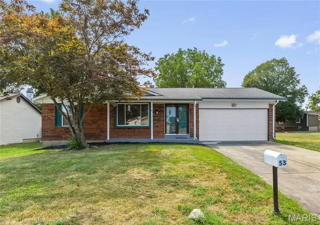 Photo 1 of Single family home for sale at 53 W Garden Walk Dr, Saint Peters, MO 63376 | MLS# MIS26056409 | Listing updated on 2026-09-30