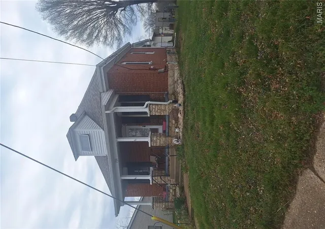 Photo 1 of Sale Pending at 711 W 9th Street, Washington, MO 63090 | MLS# MIS26056422 | Listing updated on 2026-10-26