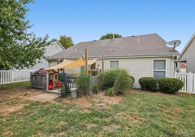 Photo 4 of Single family home for sale at 1776 Ambrose Ter Dr, Belleville, IL 62226 | MLS# MIS26056441 | Listing updated on 2026-10-24
