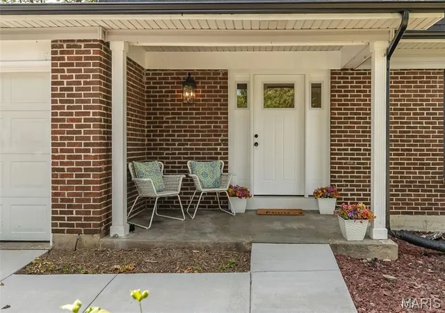 Photo 2 of Single family home for sale at 29 Ml Race Dr, Saint Peters, MO 63376 | MLS# MIS26056445 | Listing updated on 2026-09-14