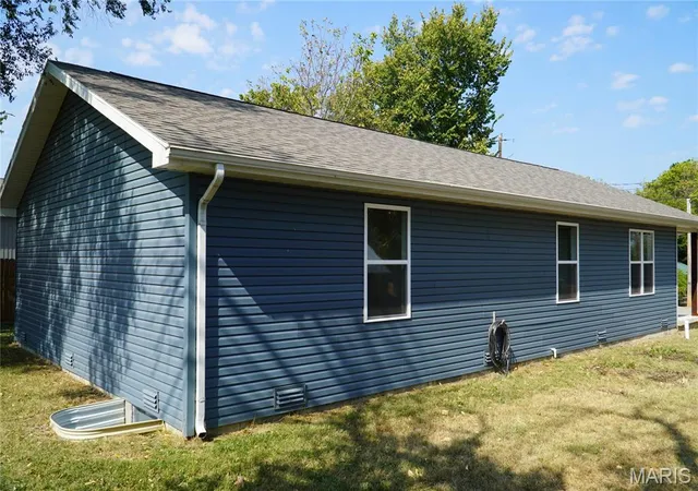 Photo 3 of Single family home for sale at 950 Main St, Lebanon, MO 65536 | MLS# MIS26056454 | Listing updated on 2026-09-03