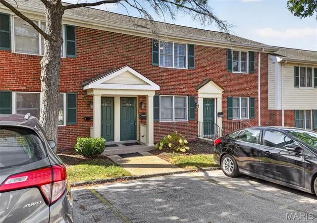 Photo 1 of Condo for sale at 1729 Canary Cvs, Saint Louis, MO 63144 | MLS# MIS26056467 | Listing updated on 2026-09-16