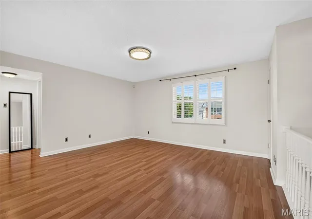 Listing Photo 5 - Condo for sale in building located at 1729 Canary Cvs, Saint Louis, MO 63144