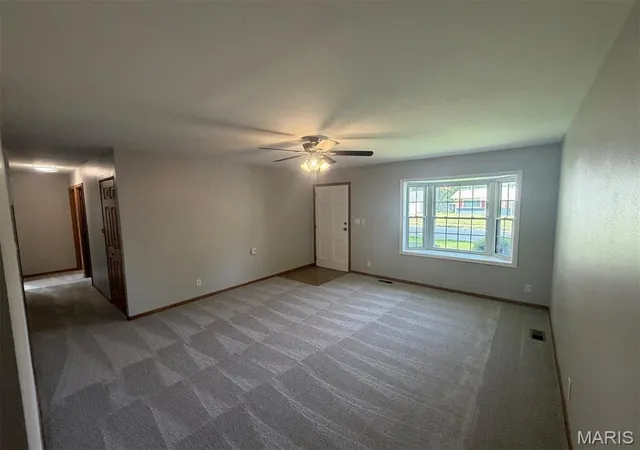 Photo 3 of Single family home for sale at 203 Dartmouth Dr, O Fallon, IL 62269 | MLS# MIS26056471 | Listing updated on 2026-09-21