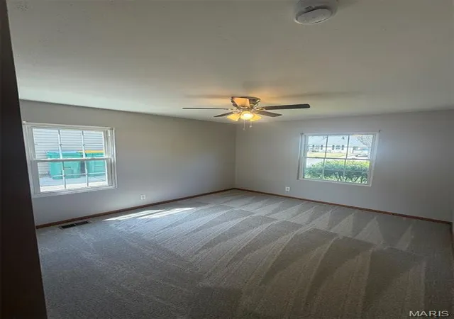 Photo 3 of Single family home for sale at 203 Dartmouth Dr, O Fallon, IL 62269 | MLS# MIS26056471 | Listing updated on 2026-09-02