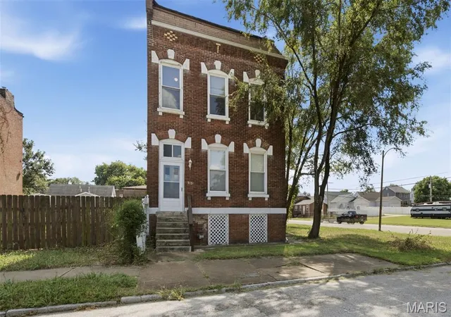 Photo 1 of Single family home for sale at 3034 Rutger St, Saint Louis, MO 63104 | MLS# MIS26056510 | Listing updated on 2026-09-07