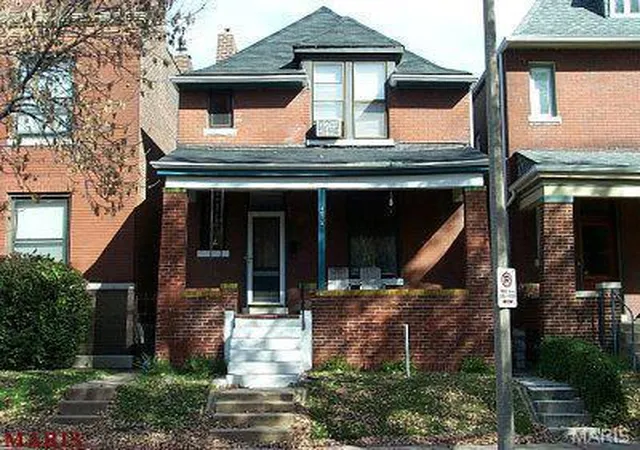 Photo 1 of Single family home for sale at 4015 Flad Ave, Saint Louis, MO 63110 | MLS# MIS26056521 | Listing updated on 2026-09-16