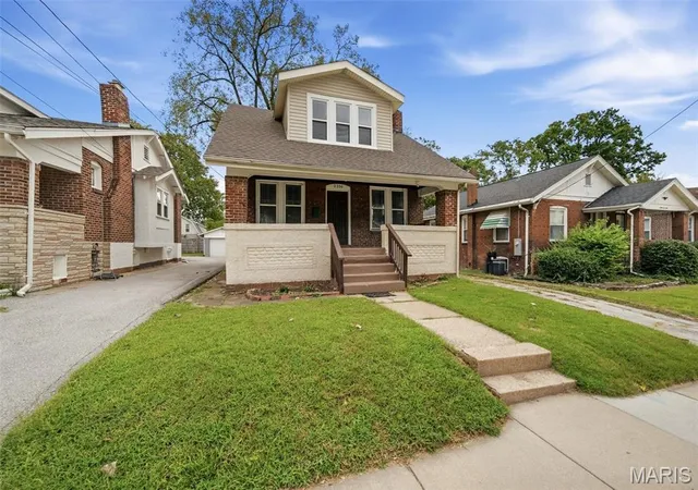 Photo 2 of Single family home for sale at 2256 Yale Ave, Saint Louis, MO 63143 | MLS# MIS26056529 | Listing updated on 2026-10-05