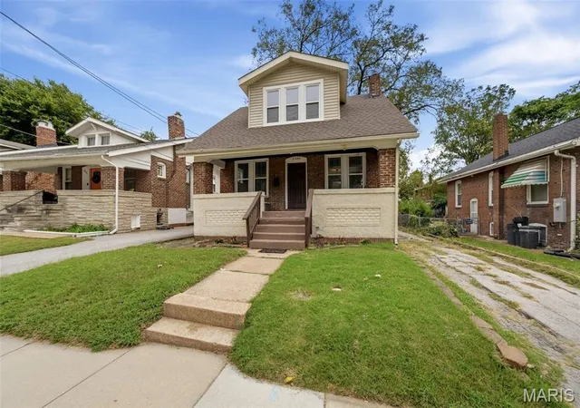 Photo 3 of Single family home for sale at 2256 Yale Ave, Saint Louis, MO 63143 | MLS# MIS26056529 | Listing updated on 2026-10-05
