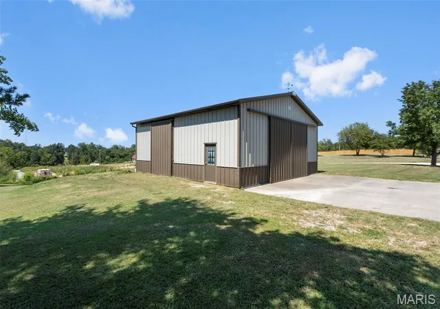 Photo 3 of Single family home for sale at 12 Jessie St, Perryville, MO 63775 | MLS# MIS26056534 | Listing updated on 2026-09-08