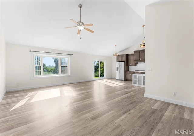 Photo 3 of Single family home for sale at 4609 Fountain Brk Dr, Waterloo, IL 62298 | MLS# MIS26056544 | Listing updated on 2026-09-07