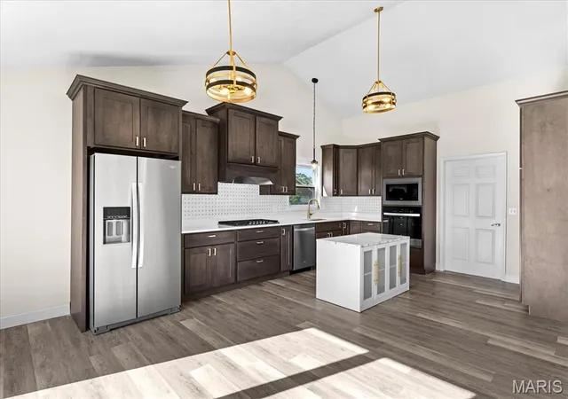 Photo 4 of Single family home for sale at 4609 Fountain Brk Dr, Waterloo, IL 62298 | MLS# MIS26056544 | Listing updated on 2026-09-07