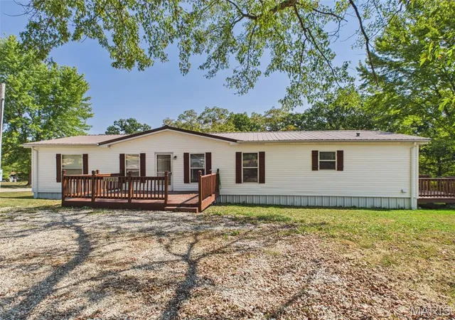 Photo 2 of Manufactured home for sale at 18750 Highway 17, Waynesville, MO 65583 | MLS# MIS26056545 | Listing updated on 2026-09-18