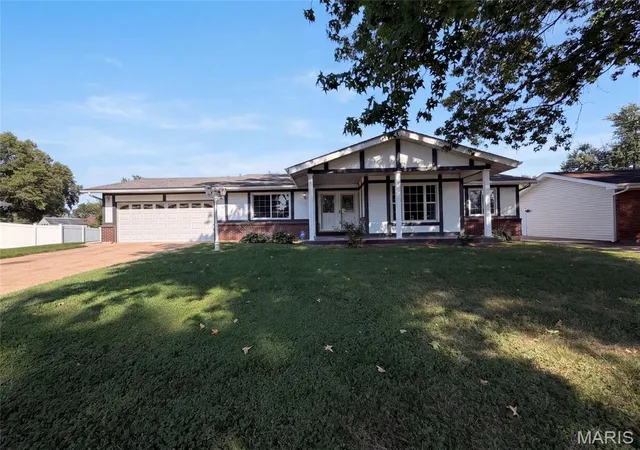 Photo 1 of Single family home for sale at 12132 Jerries Ln, Florissant, MO 63033 | MLS# MIS26056549 | Listing updated on 2026-09-19