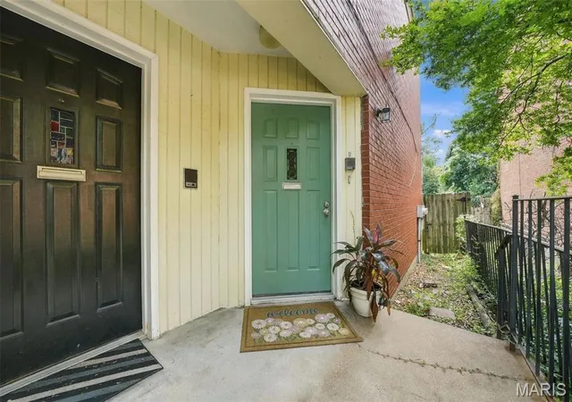 Photo 2 of Condo for sale at 4468 Mcpherson Ave #4A, Saint Louis, MO 63108 | MLS# MIS26056574 | Listing updated on 2026-10-05