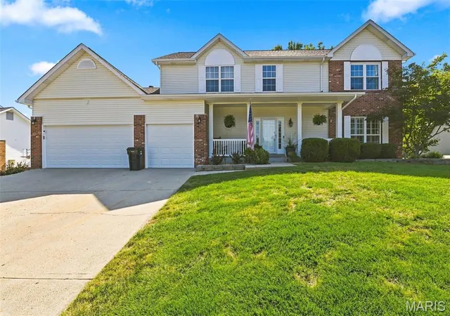 Photo 1 of Single family home for sale at 5576 Kellridge Ln, Saint Louis, MO 63128 | MLS# MIS26056597 | Listing updated on 2026-09-14