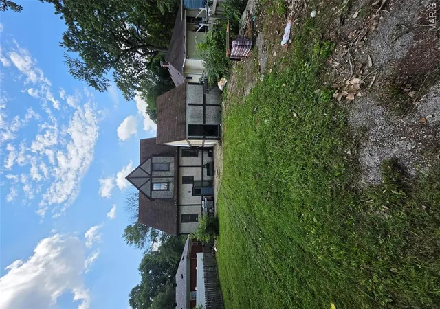 Photo 2 of Single family home for sale at 107 S 30th Street, Belleville, IL 62226 | MLS# MIS26056606 | Listing updated on 2026-09-02