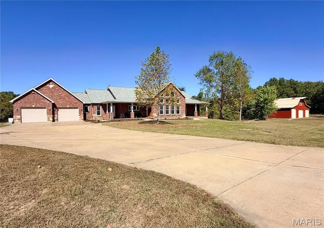 Photo 2 of Single family home for sale at 2886 Highway N, Perryville, MO 63775 | MLS# MIS26056607 | Listing updated on 2026-10-11