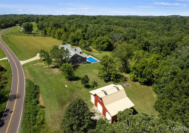 Photo 3 of Single family home for sale at 2886 Highway N, Perryville, MO 63775 | MLS# MIS26056607 | Listing updated on 2026-09-03