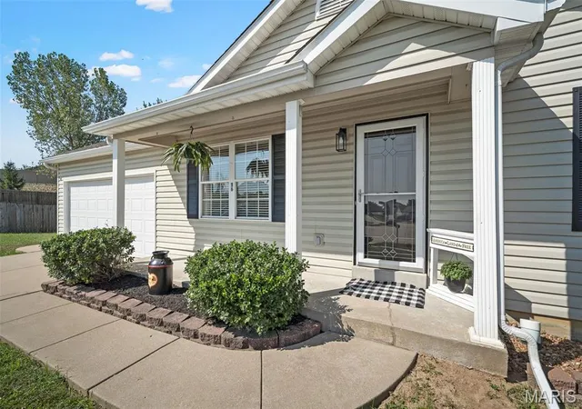 Photo 3 of Single family home for sale at 86 Sun Hvn Ct, Wentzville, MO 63385 | MLS# MIS26056608 | Listing updated on 2026-09-13