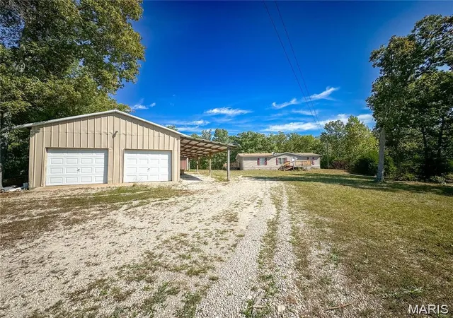 Photo 1 of Manufactured home for sale at 31 Indian Springs Rd, Steelville, MO 65565 | MLS# MIS26056610 | Listing updated on 2026-09-24