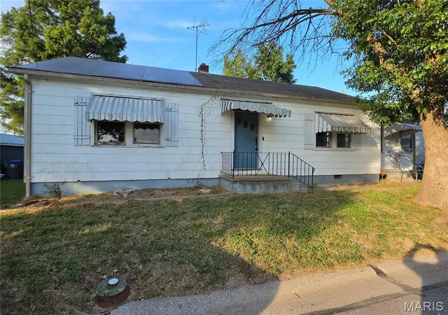 Photo 1 of Single family home for sale at 7 2nd Street, Saint Peters, MO 63376 | MLS# MIS26056627 | Listing updated on 2026-10-07