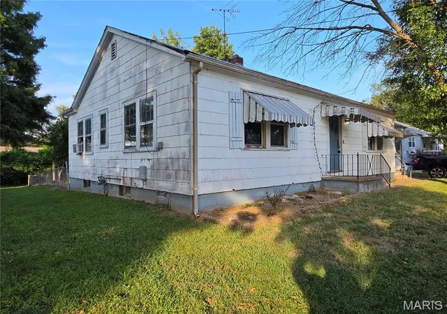 Photo 2 of Single family home for sale at 7 2nd Street, Saint Peters, MO 63376 | MLS# MIS26056627 | Listing updated on 2026-10-07