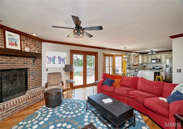 Photo 4 of Single family home for sale at 404 Chantilly Ct, Warrenton, MO 63383 | MLS# MIS26056630 | Listing updated on 2026-10-06