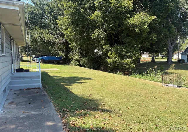 Photo 11 of Sale Pending at 208 Mary St, Hardin, IL 62047 | MLS# MIS26056634 | Listing updated on 2026-09-04