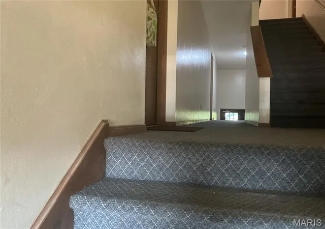 Photo 3 of Sale Pending at 13 5 Woodland Oaks Dr, Union, MO 63084 | MLS# MIS26056639 | Listing updated on 2026-09-28