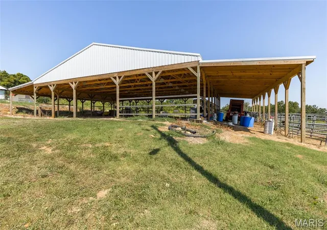 Photo 4 of Manufactured home for sale at 3001 Crow Ln, Bonne Terre, MO 63628 | MLS# MIS26056644 | Listing updated on 2026-09-03