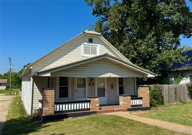 Photo 2 of Single family home for sale at 607 N Desloge Dr, Desloge, MO 63601 | MLS# MIS26056645 | Listing updated on 2026-09-03