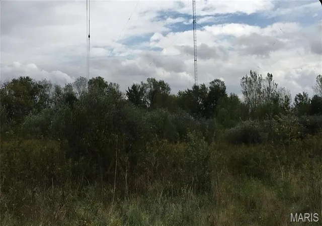 Photo 1 of Land for sale at 905 State Rt 111, Granite City, IL 62042 | MLS# MIS26056647 | Listing updated on 2026-09-02