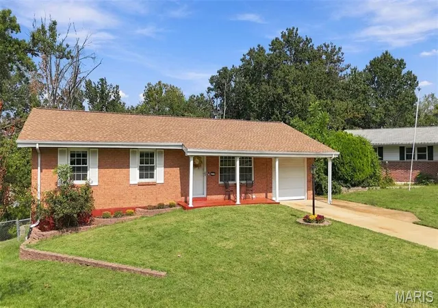 Single family home for sale at 4303 Martyridge Ct, Saint Louis, MO 63129 | MLS# MIS26056650