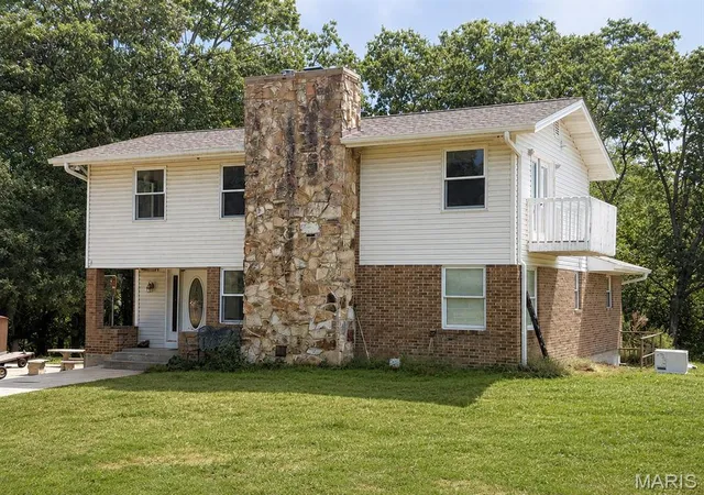 Photo 1 of Single family home for sale at 17892 Sudden Valley Ln, Warrenton, MO 63383 | MLS# MIS26056671 | Listing updated on 2026-09-02