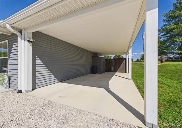 Photo 3 of Sale Pending at 266 Cypress Dr, Jackson, MO 63755 | MLS# MIS26056678 | Listing updated on 2026-09-06