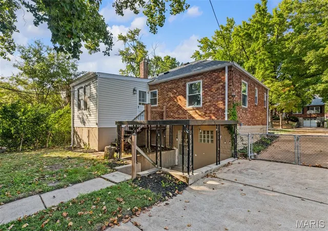 Photo 32 of Single family home for sale at 6228 Dexter Dr, Saint Louis, MO 63123 | MLS# MIS26056683 | Listing updated on 2026-09-30