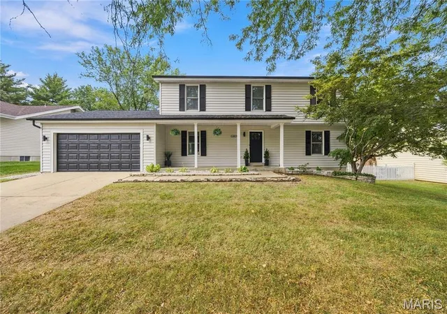 Photo 3 of Sale Pending at 2952 N Kristopher Bnd Ct, Saint Charles, MO 63303 | MLS# MIS26056690 | Listing updated on 2026-09-23