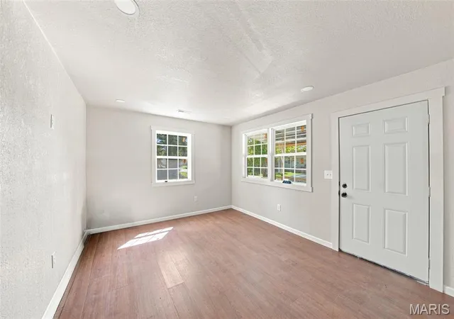 Photo 3 of Single family home for sale at 1516 Truman St, Poplar Bluff, MO 63901 | MLS# MIS26056710 | Listing updated on 2026-09-02