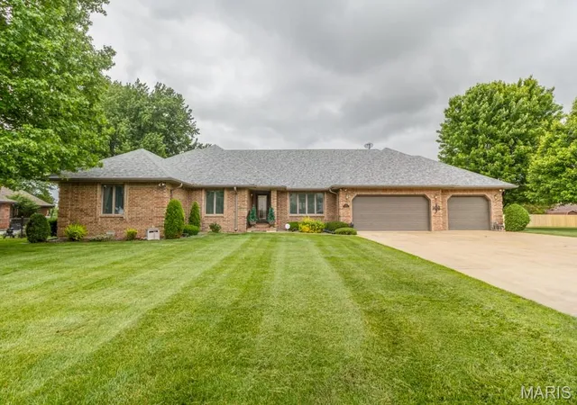 Photo 1 of Single family home for sale at 417 Lantern Ln, Lebanon, MO 65536 | MLS# MIS26056727 | Listing updated on 2026-09-02