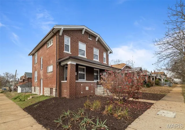Photo 3 of Multi family home for sale at 4331 S 38th Street, Saint Louis, MO 63116 | MLS# MIS26056731 | Listing updated on 2026-09-02