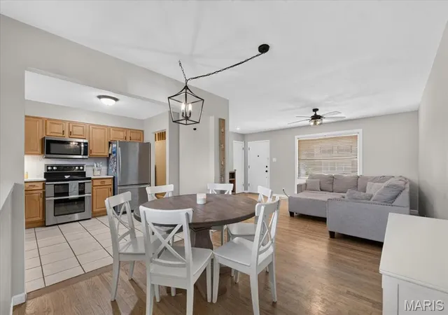 Photo 4 of Single family home for sale at 1035 Tempo Dr, Saint Louis, MO 63146 | MLS# MIS26056733 | Listing updated on 2026-09-14