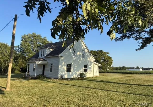 Photo 2 of Single family home for sale at 3708 State Route 160, Highland, IL 62249 | MLS# MIS26056737 | Listing updated on 2026-09-07