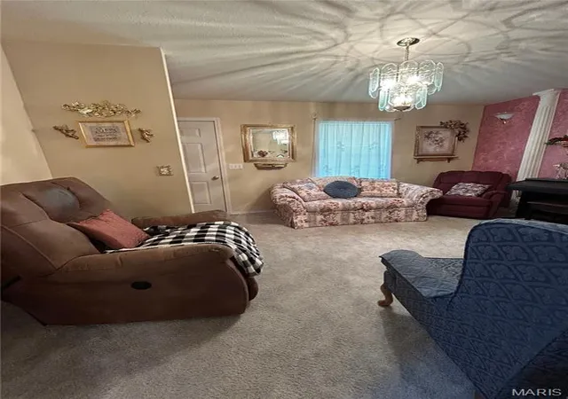 Photo 3 of Single family home for sale at 411 Dacus Dr, Sikeston, MO 63801 | MLS# MIS26056740 | Listing updated on 2026-09-02