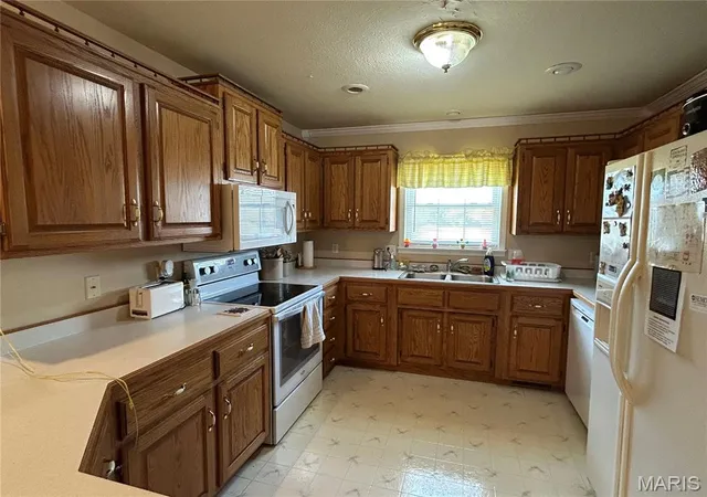 Photo 4 of Single family home for sale at 411 Dacus Dr, Sikeston, MO 63801 | MLS# MIS26056740 | Listing updated on 2026-09-02
